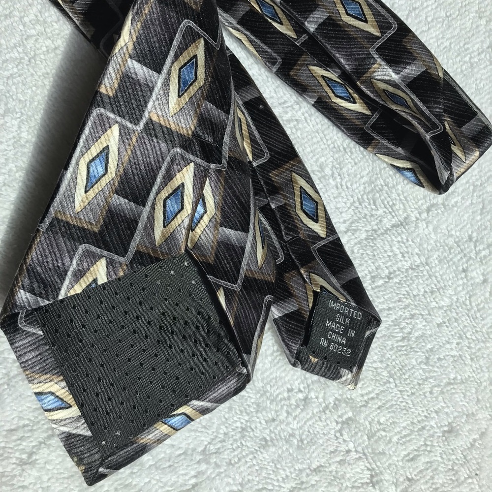 Class Club Tie - Picture 5 of 6